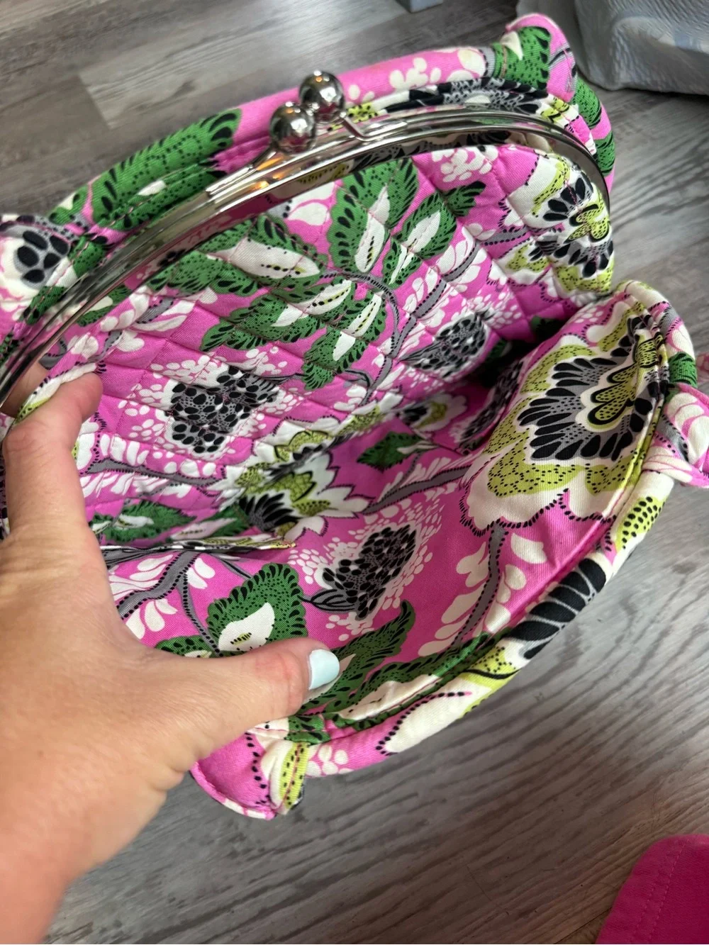Vera Bradley Eloise Frame Bag In Retired Priscilla Pink Kiss Lock Closure Floral